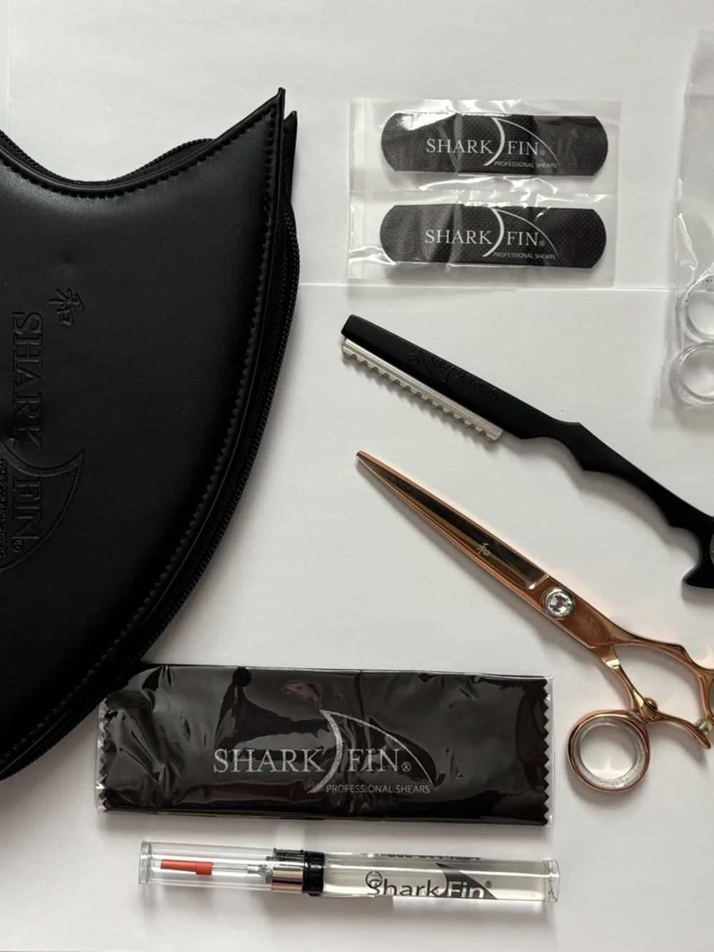 Shark Fin Rose Gold Swivel Professional Haircutting Shears 6.25” - Picture 3 of 4